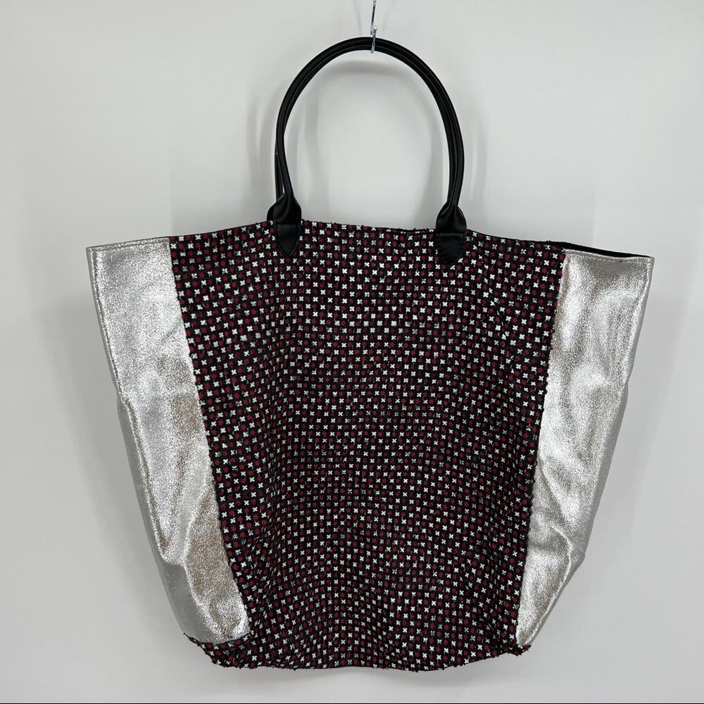 MOMO Metallic Silver Patterned Dual Top Carry Handles Snap Button Tote Bag
